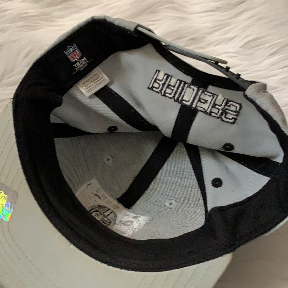 Raiders hat - Picture 2 of 2